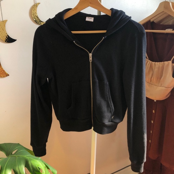 Aritzia Tops - Aritzia Thermal Zip Hoodie